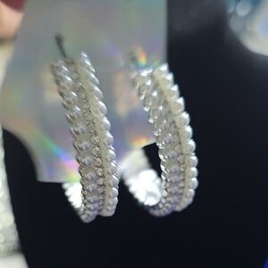 Source Unknown Silver-Tone Pearl and Crystal Hoop Earrings